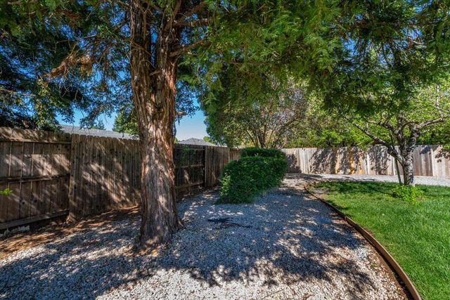 3198 Wandsworth Drive, Shasta Lake, CA 96019