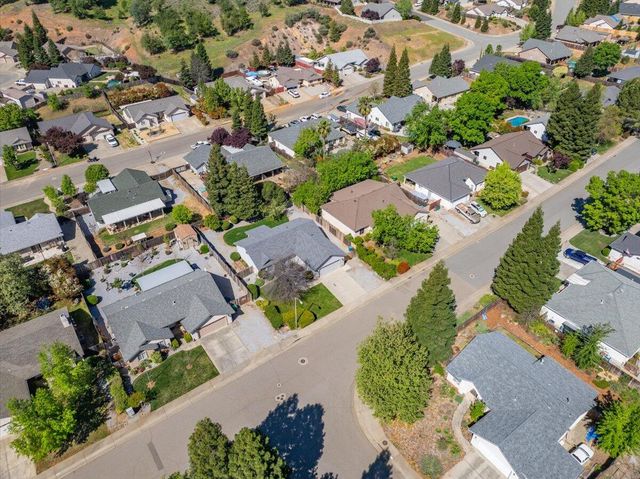 3198 Wandsworth Drive, Shasta Lake, CA 96019