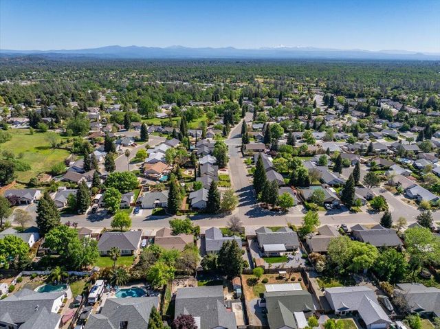 3198 Wandsworth Drive, Shasta Lake, CA 96019