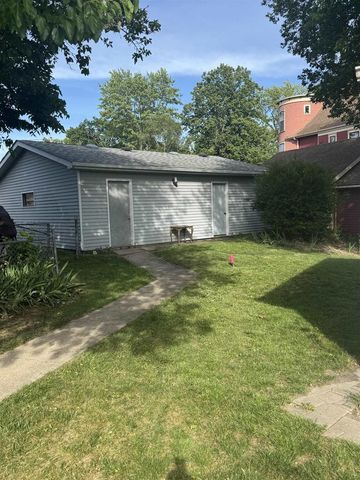616-618 E Milwaukee Street, Janesville, WI 53545