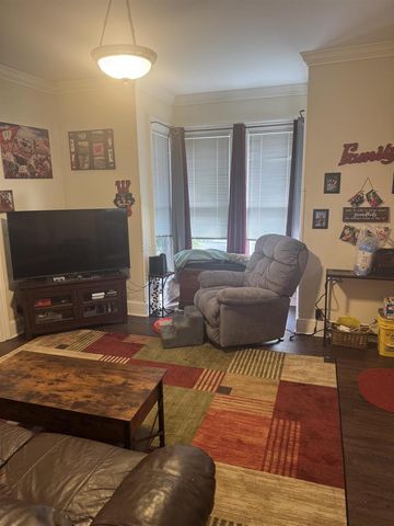 616-618 E Milwaukee Street, Janesville, WI 53545
