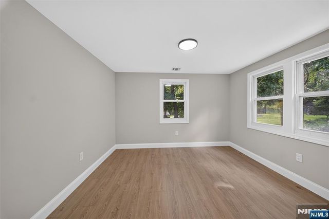 478 Ramapo Valley Road, Oakland, NJ 07436