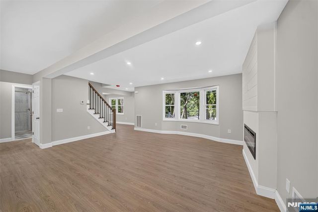 478 Ramapo Valley Road, Oakland, NJ 07436