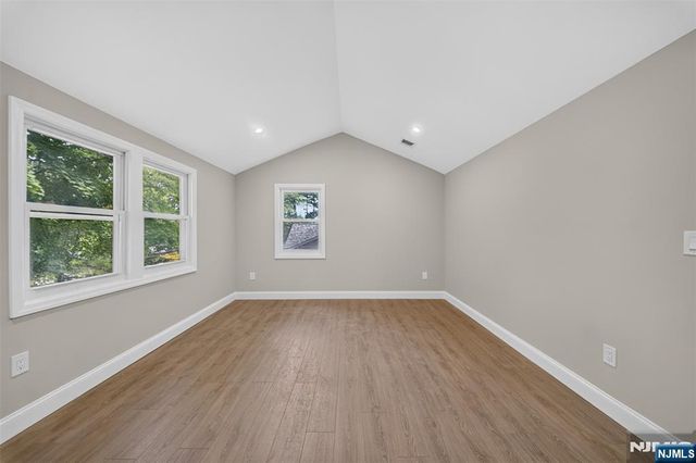 478 Ramapo Valley Road, Oakland, NJ 07436