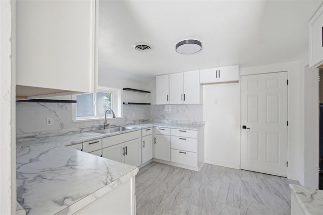 1580 Beidler Street, Muskegon, MI 49441