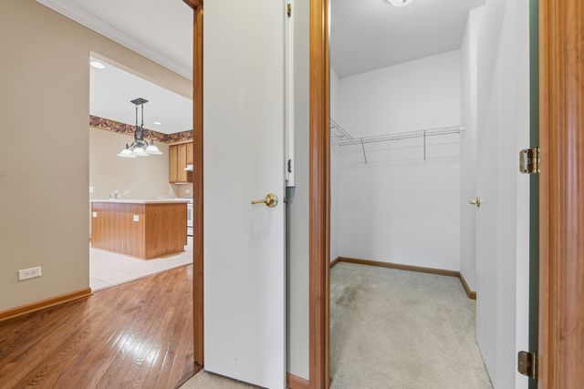 102 Hitching Post Lane, Grayslake, IL 60030