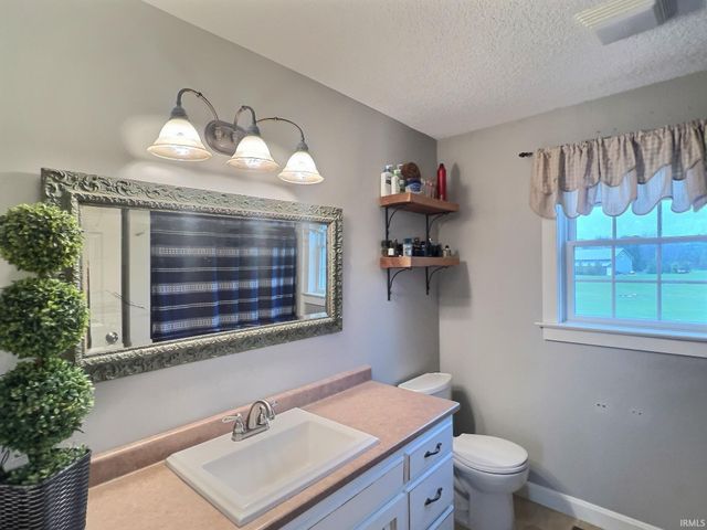19003 N State Road 1, Spencerville, IN 46788