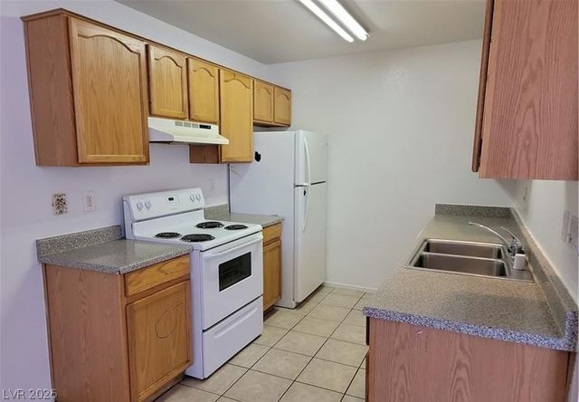 5227 Greene Lane, Las Vegas, NV 89119