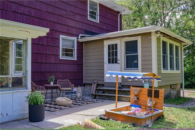 954 North French Road, Amherst, NY 14228