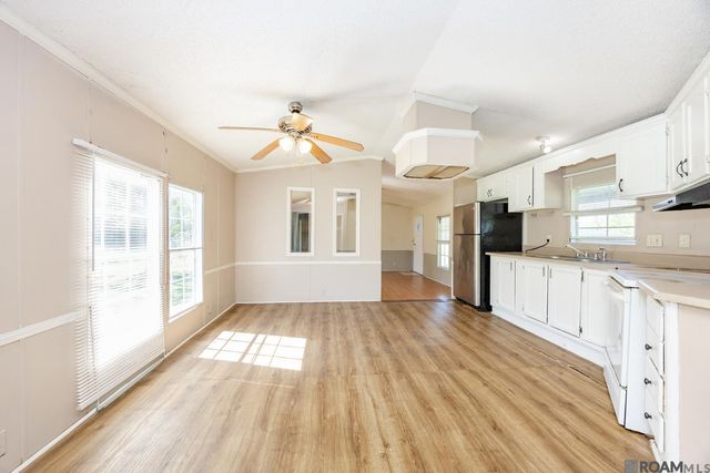 14396 Oak Meadow St, Gonzales, LA 70737
