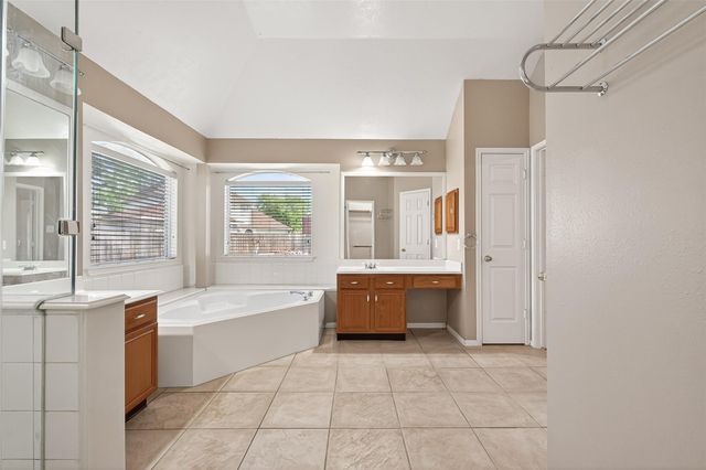 20839 Rivershire Lane, Houston, TX 77073