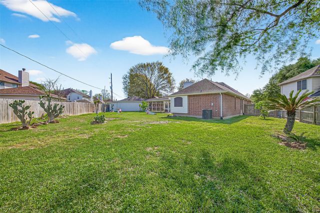 20839 Rivershire Lane, Houston, TX 77073