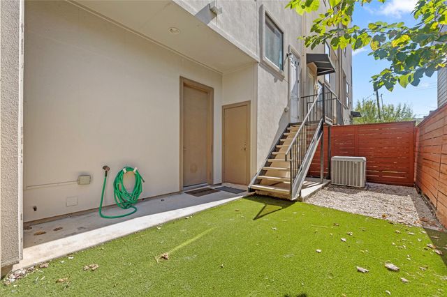 2417 Charleston Street, Houston, TX 77021