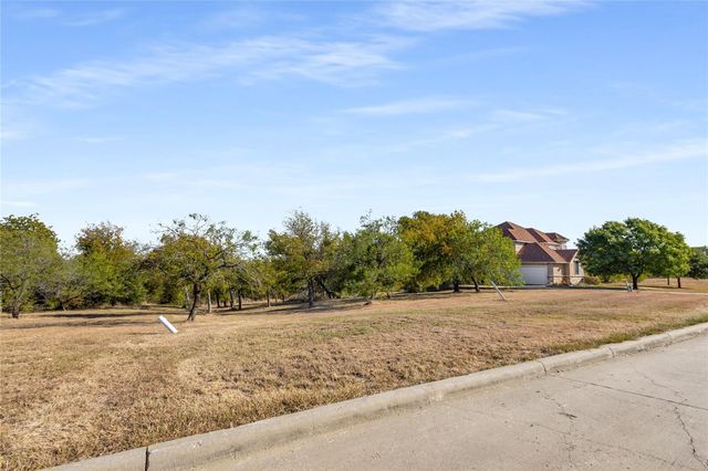 1123 Mallard Pointe Drive, Grand Prairie, TX 75104