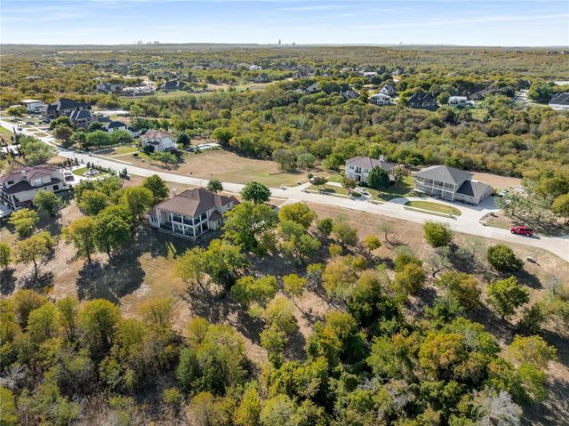 1123 Mallard Pointe Drive, Grand Prairie, TX 75104