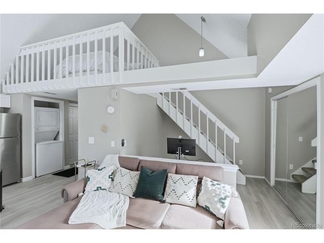 5250 S Huron Way 1-307, Littleton, CO 80120