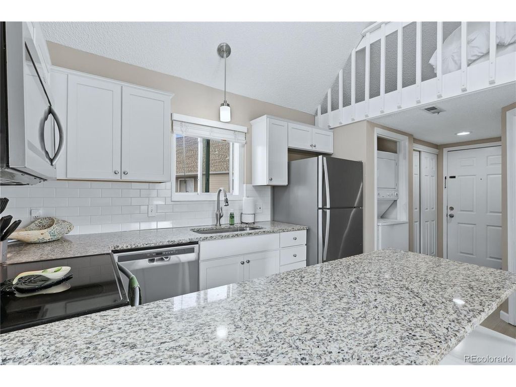 5250 S Huron Way 1-307, Littleton, CO 80120