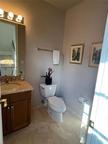3932 Coral Heights Way, Oakland Park, FL 33308