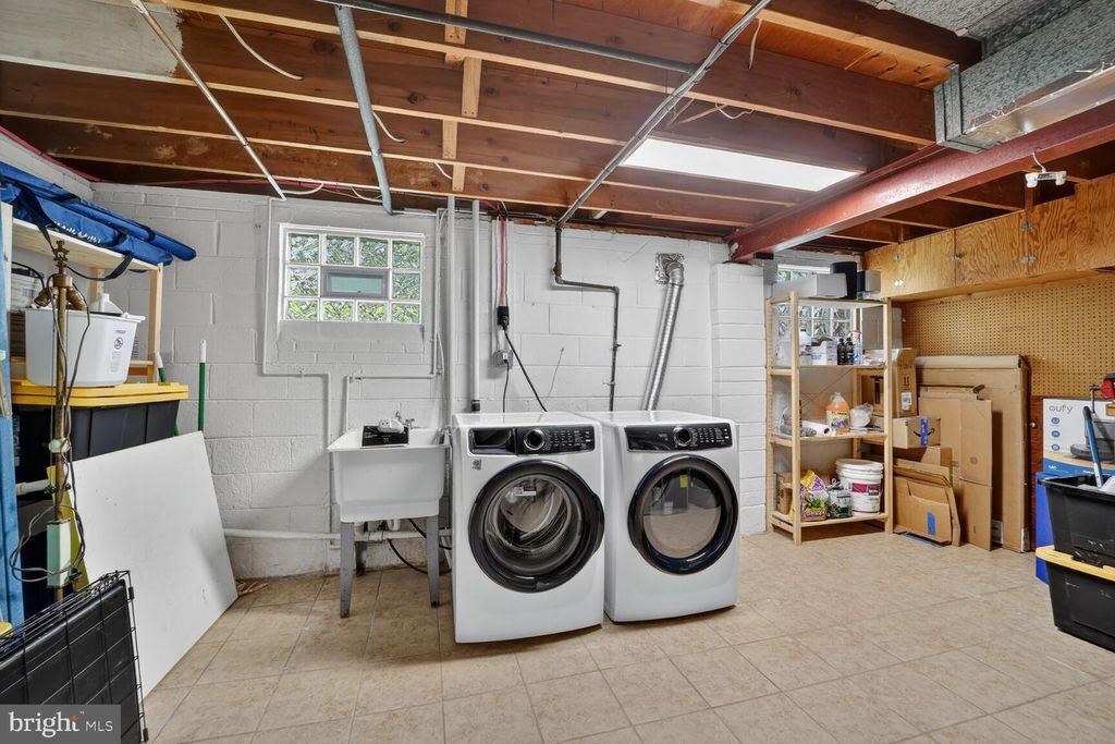 Image 16 of property listing at 6220 QUEBEC PL, Berwyn Heights, MD 20740