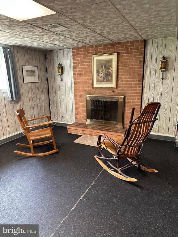 Image 20 of property listing at 6220 QUEBEC PL, Berwyn Heights, MD 20740