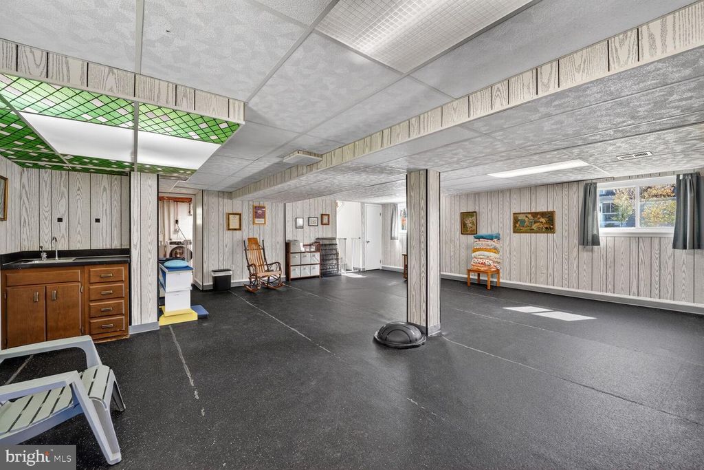 Image 21 of property listing at 6220 QUEBEC PL, Berwyn Heights, MD 20740