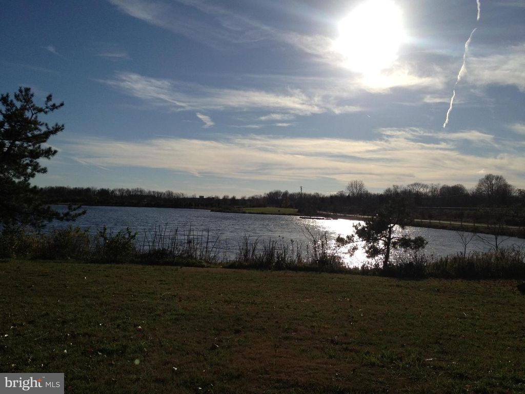 Image 31 of property listing at 6220 QUEBEC PL, Berwyn Heights, MD 20740