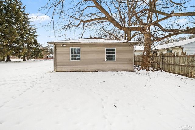 2481 California Avenue, Saginaw, MI 48601