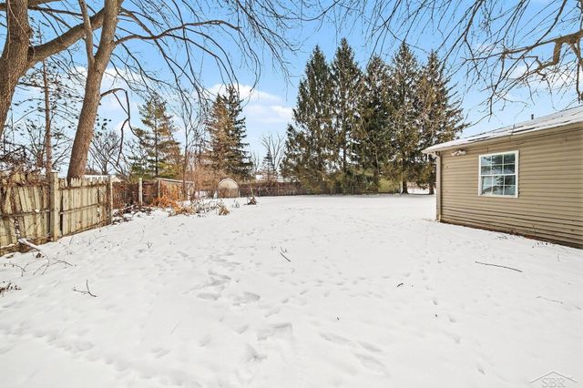 2481 California Avenue, Saginaw, MI 48601