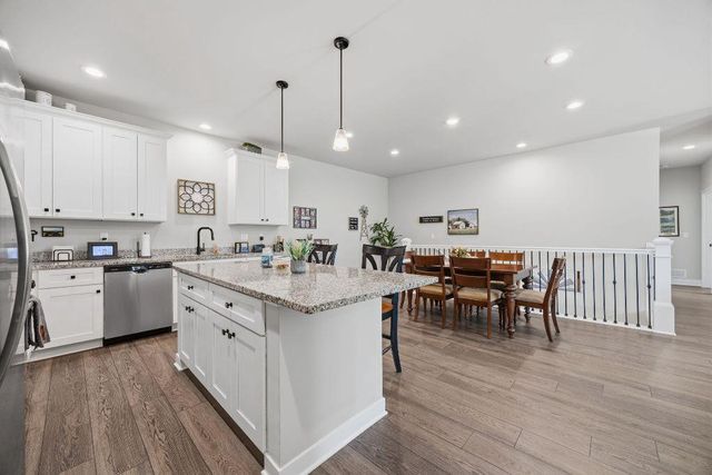 137 Bristle Way, Edgerton, WI 53534