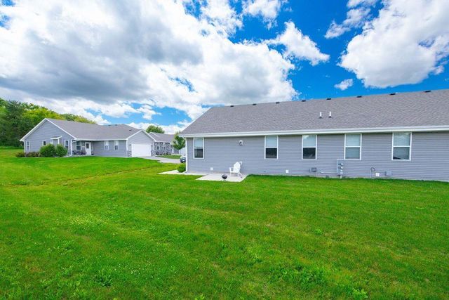 137 Bristle Way, Edgerton, WI 53534