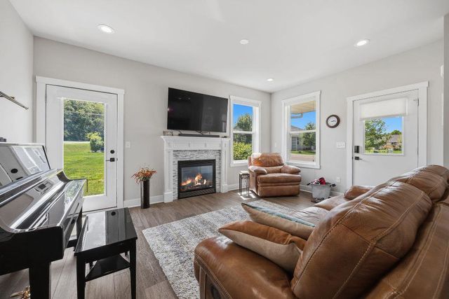 137 Bristle Way, Edgerton, WI 53534