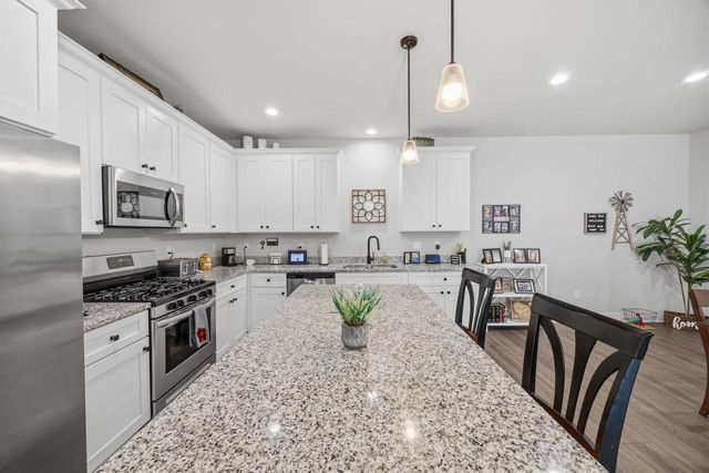 137 Bristle Way, Edgerton, WI 53534