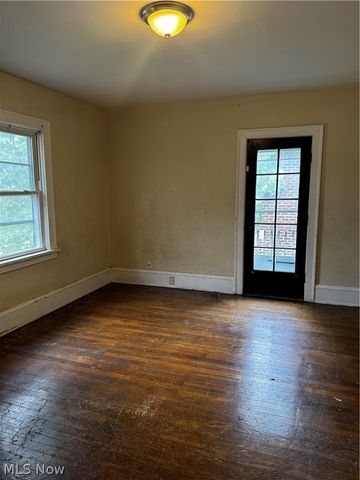 3224 Berkshire Road, Cleveland Heights, OH 44118