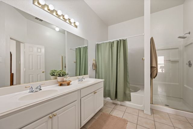 8136 Fleetwing Trail, Fort Worth, TX 76131