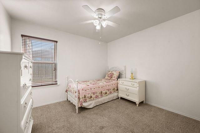 8136 Fleetwing Trail, Fort Worth, TX 76131