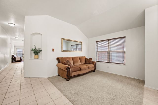 8136 Fleetwing Trail, Fort Worth, TX 76131