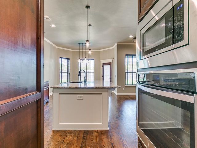 12105 SW 45th Terrace, Mustang, OK 73064