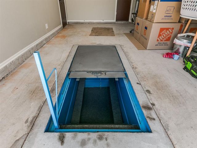 12105 SW 45th Terrace, Mustang, OK 73064