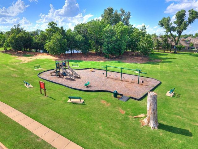 12105 SW 45th Terrace, Mustang, OK 73064