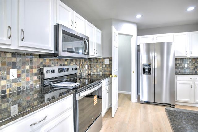 7720 Honeysuckle DR, Temple, TX 76502