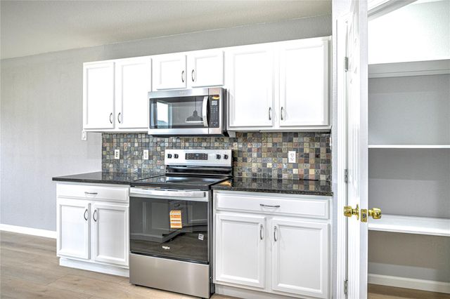 7720 Honeysuckle DR, Temple, TX 76502