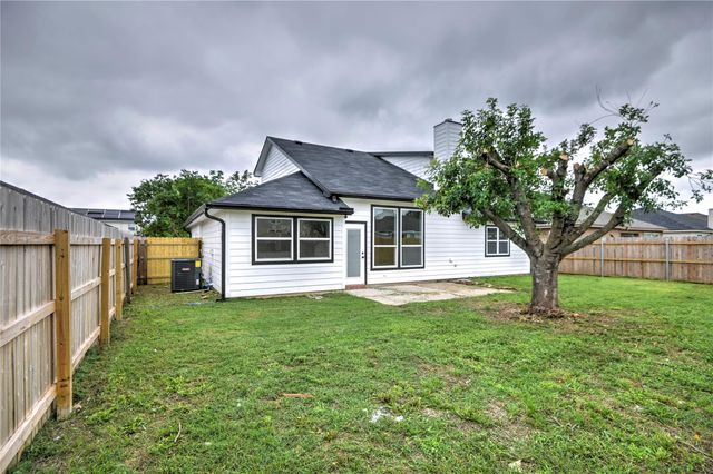 7720 Honeysuckle DR, Temple, TX 76502