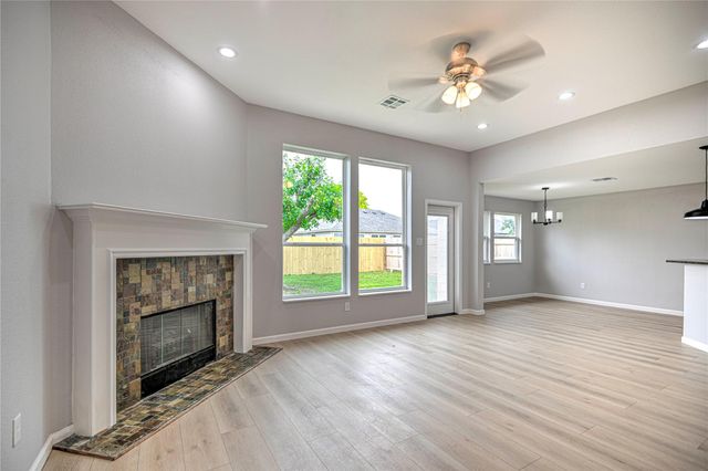 7720 Honeysuckle DR, Temple, TX 76502