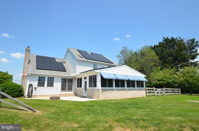 1251 STREAKER RD, Sykesville, MD 21784