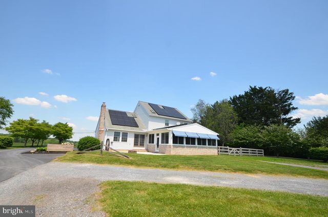 1251 STREAKER RD, Sykesville, MD 21784