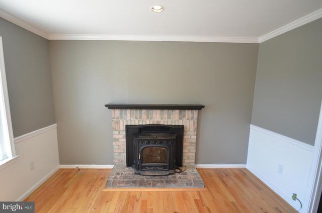 1251 STREAKER RD, Sykesville, MD 21784