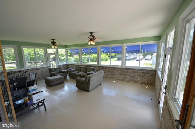 1251 STREAKER RD, Sykesville, MD 21784