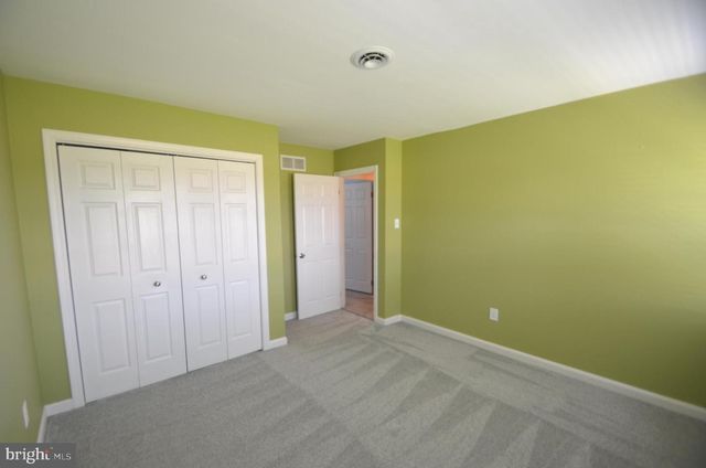 1251 STREAKER RD, Sykesville, MD 21784