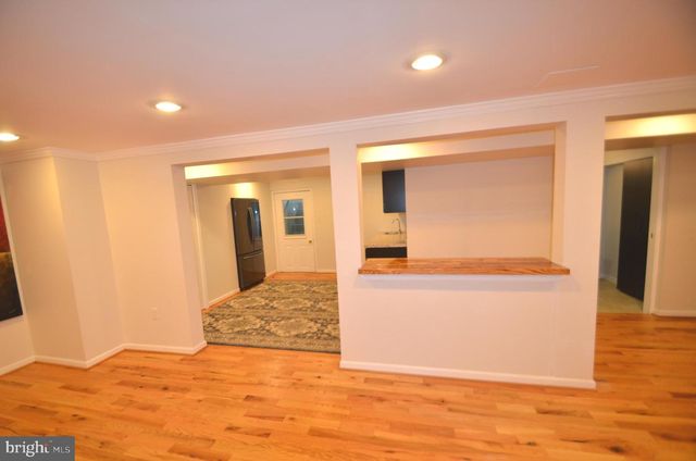 1251 STREAKER RD, Sykesville, MD 21784