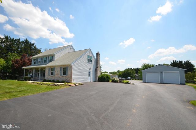 1251 STREAKER RD, Sykesville, MD 21784